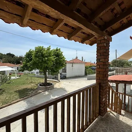 Vila Galini *